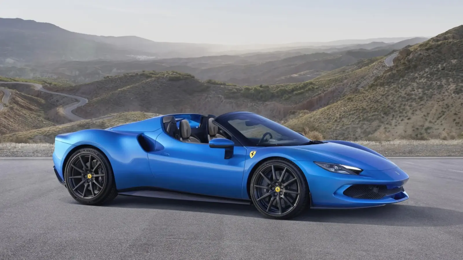 Sun-seeking Ferrari 296 GTS Unveiled [w/video]