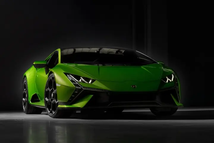 Lamborghini Huracan Tecnica Breaks Cover [w/video]