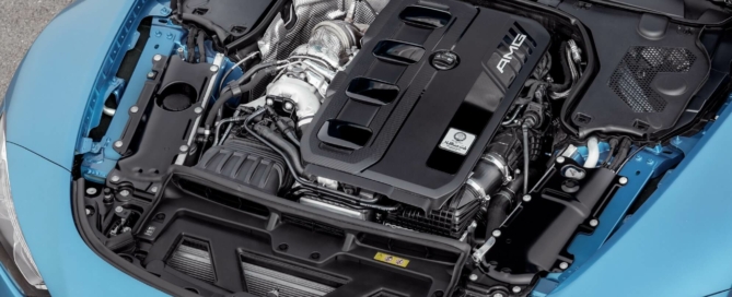Mercedes-AMG SL43 engine