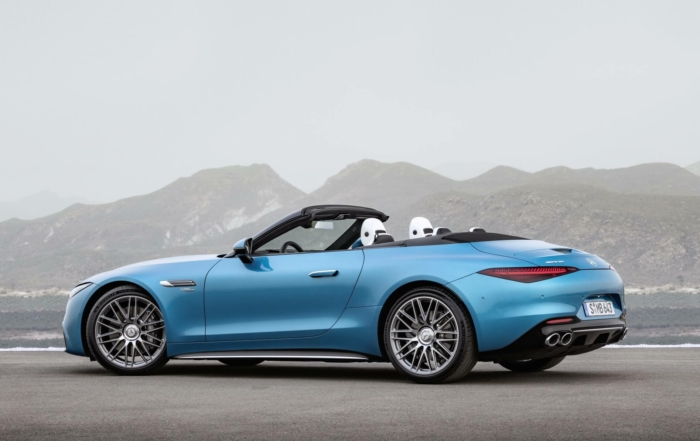 Mercedes-AMG SL43 rear