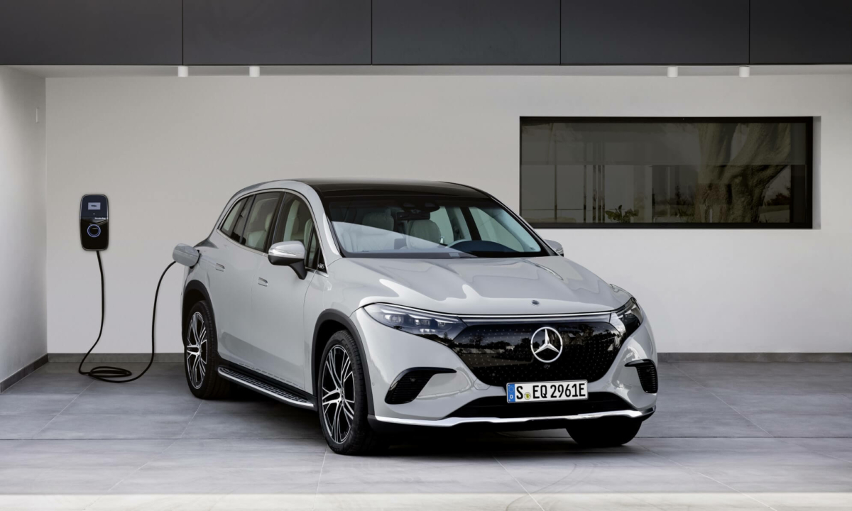 Mercedes-EQ EQS SUV Debuts [w/video] - Double Apex