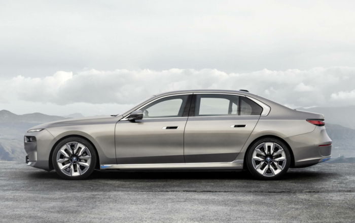 New BMW 7 Series side