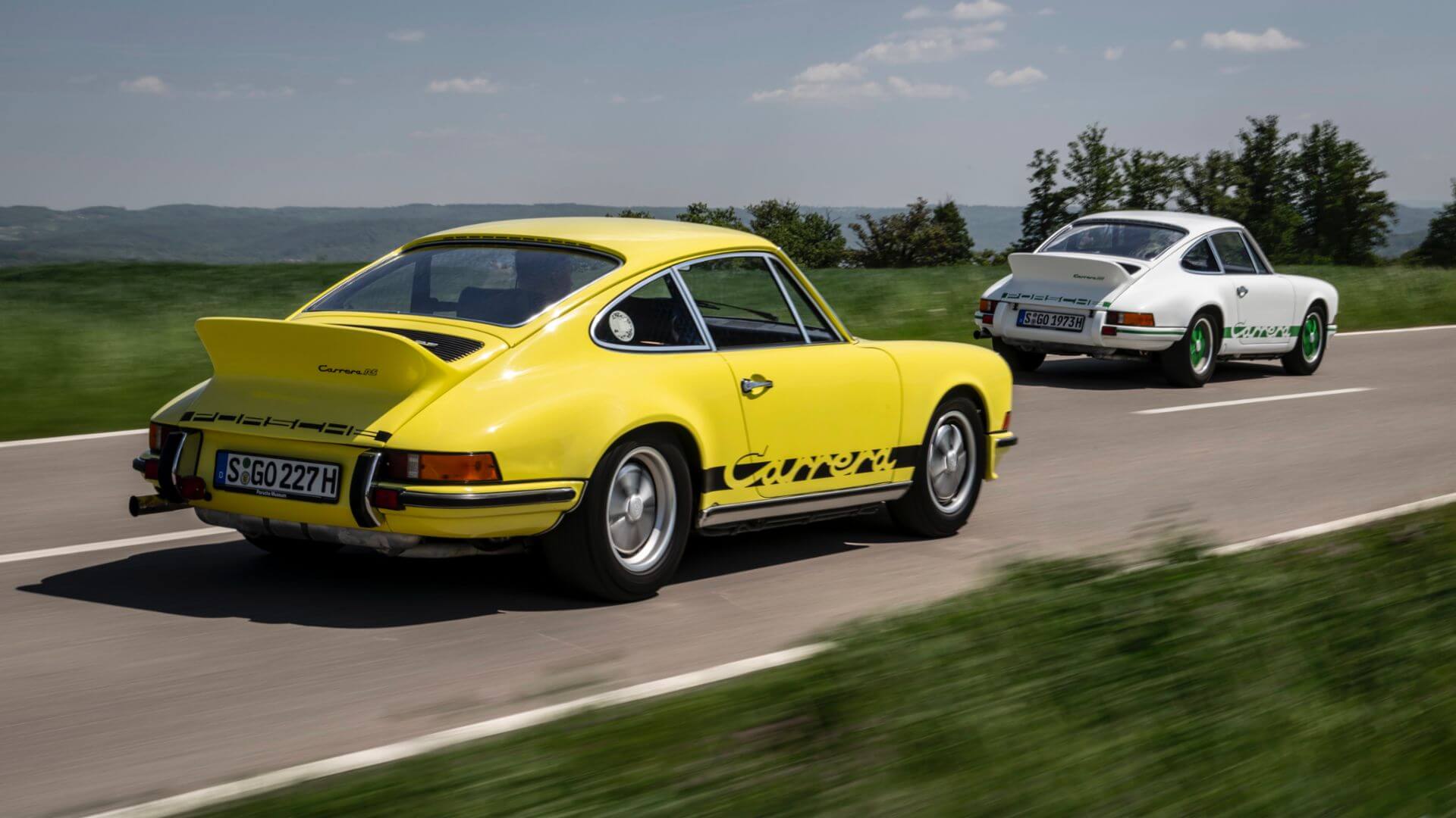 911 Carrera RS 2.7 rear tracking