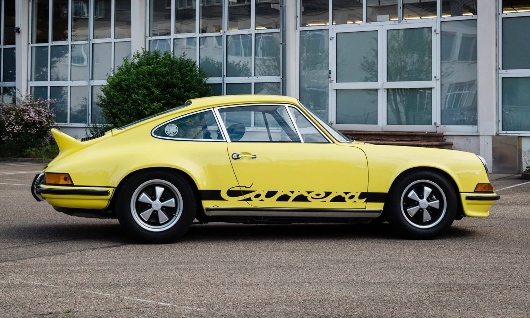 911 Carrera RS 2.7 side