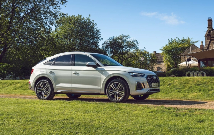 Audi Q5 Sportback 45 TFSI side