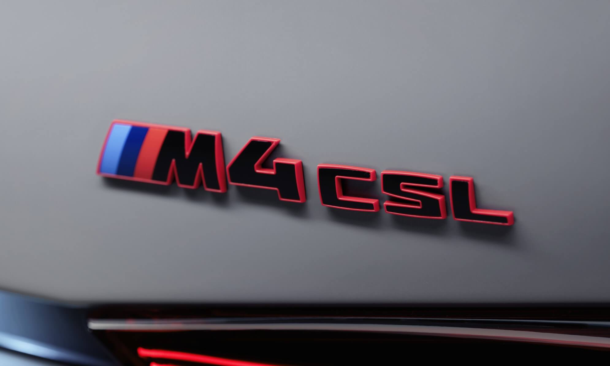 BMW M4 CSL badge