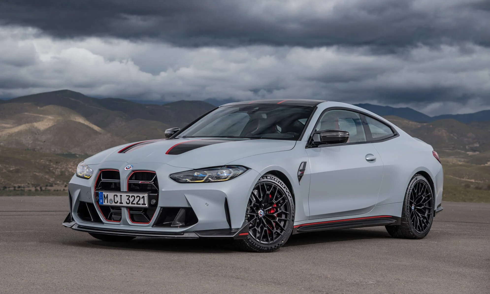 BMW M4 CSL