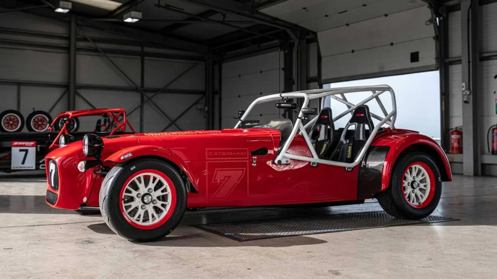 Lightweight Caterham Seven 420 Cup Unveiled [w/video]