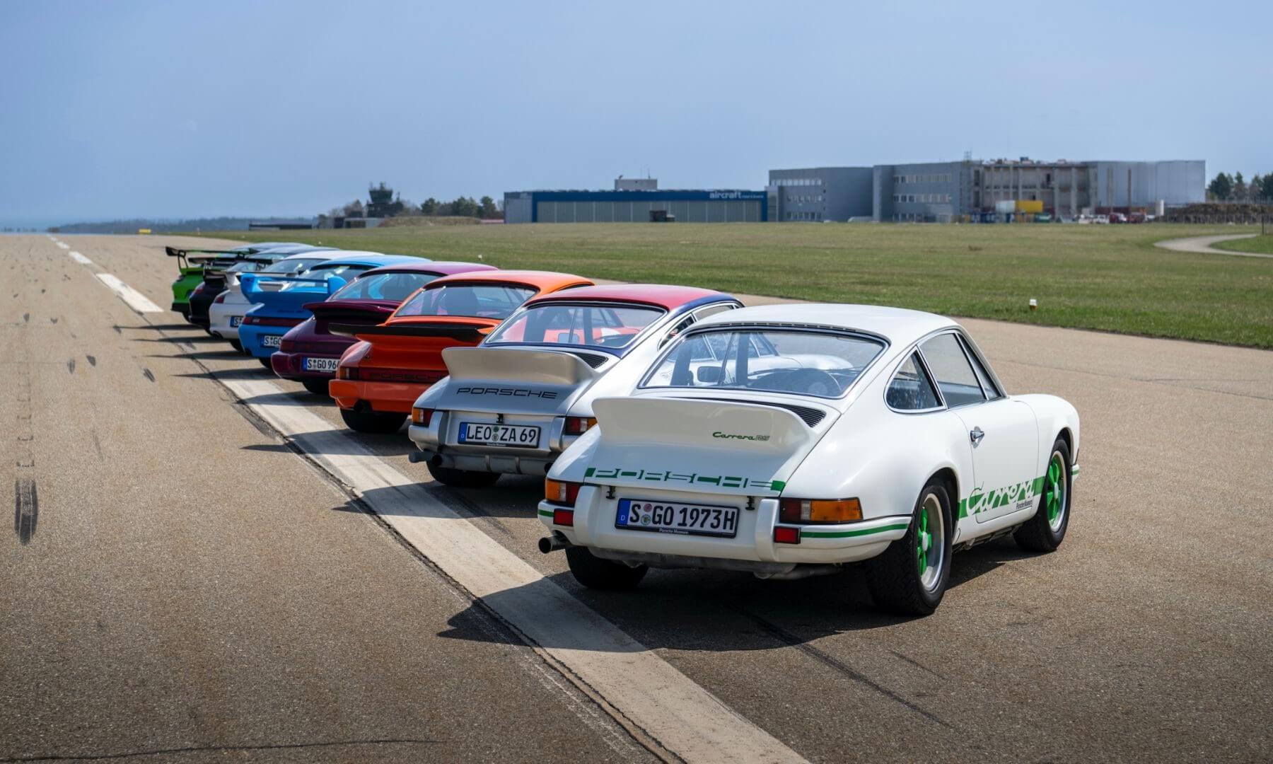 911 Carrera RS 2.7 and family