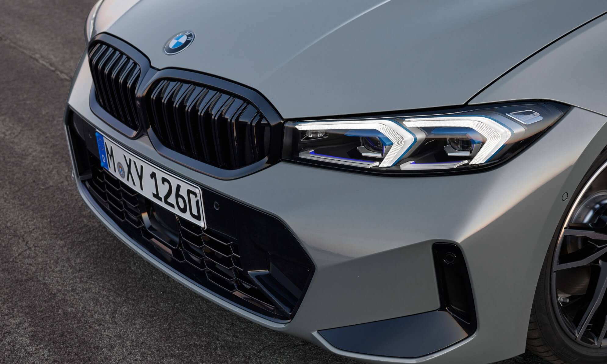 Facelifted 3 Series BMW headlights