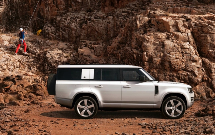 Land Rover Defender 130 profile