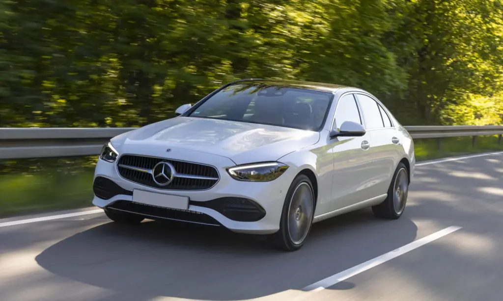 Mercedes-Benz C200 Driven