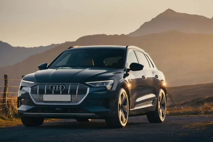 Audi E-tron 55 Review [video]