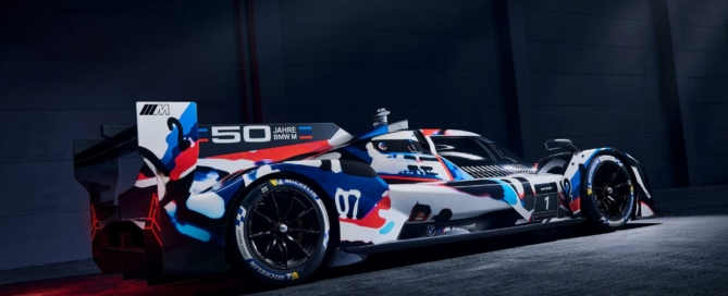 BMW LMDh Prototype Racer (2)