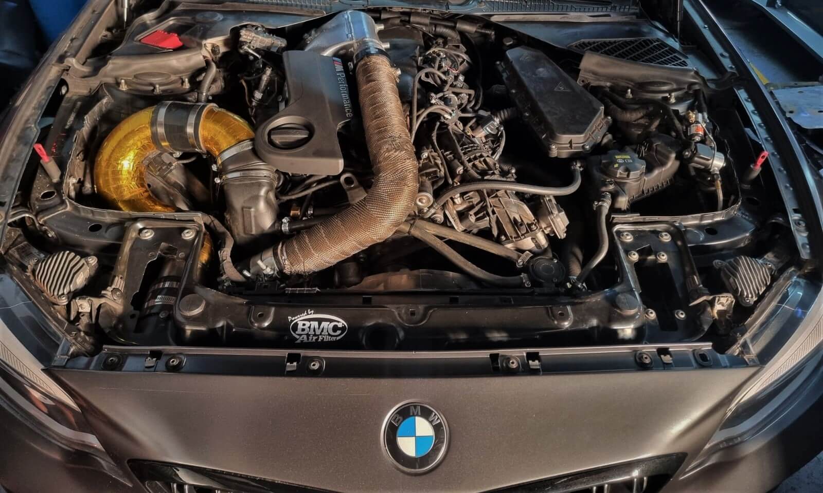 BMW M2 50d xDrive engine