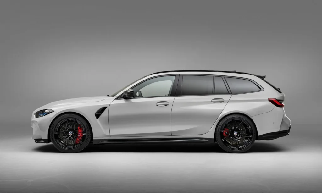 BMW M3 Touring profile