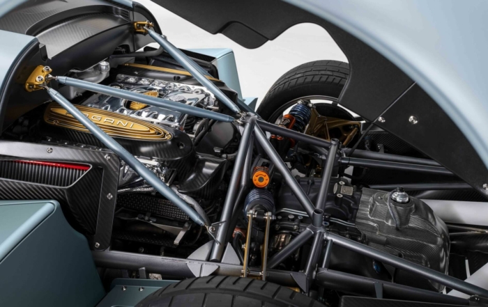 Pagani Huayra Codalunga engine