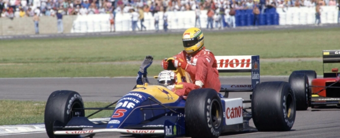 Mansell gives Senna a lift at the 1991 British Grand Prix Silverstone(WilliamsFW14-Renault)