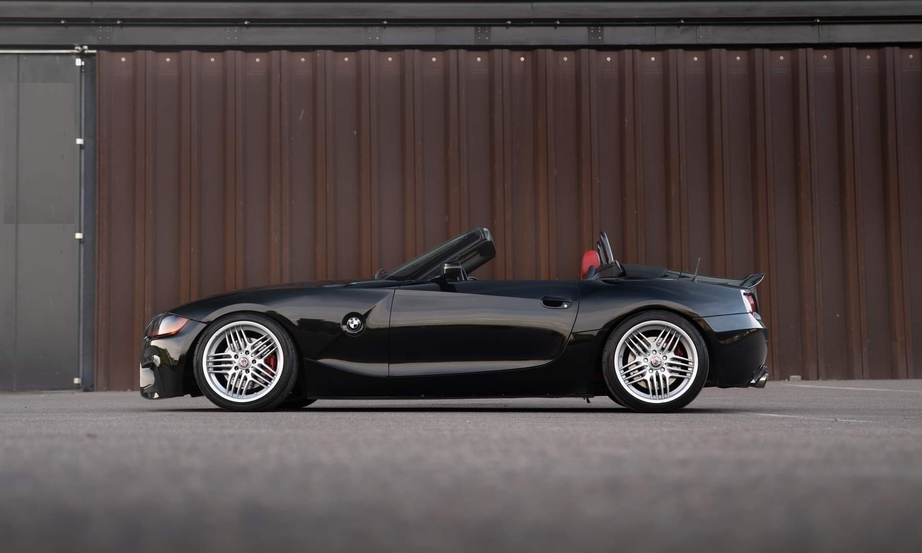This is a V12-powered BMW Z3