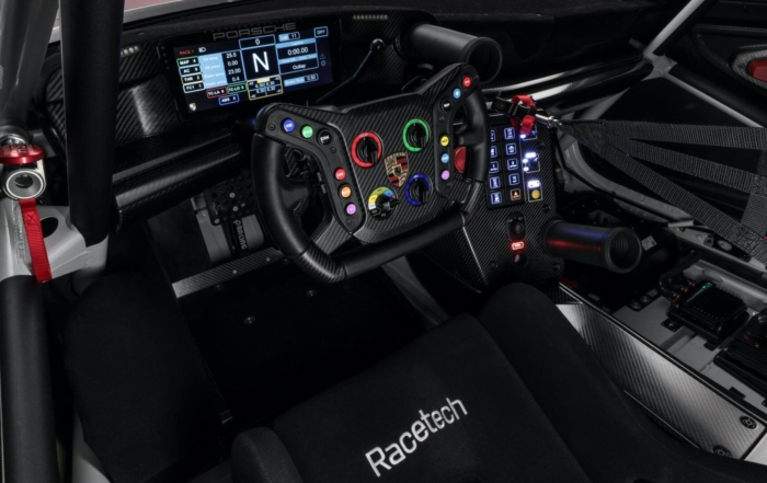 Porsche 911 GT3 R interior