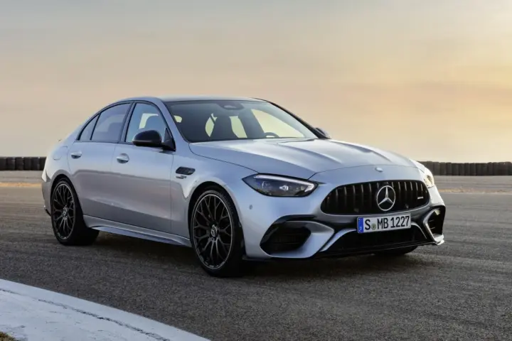 Mercedes-AMG C63S E Performance Finally Debuts