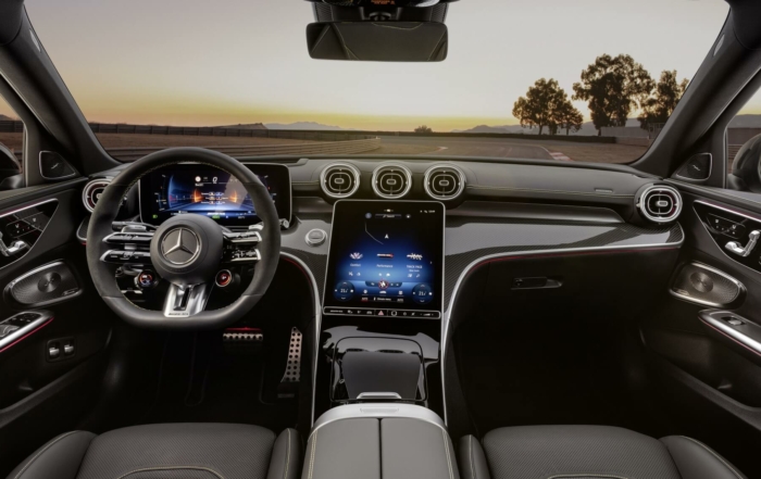Mercedes-AMG C63S E Performance interior