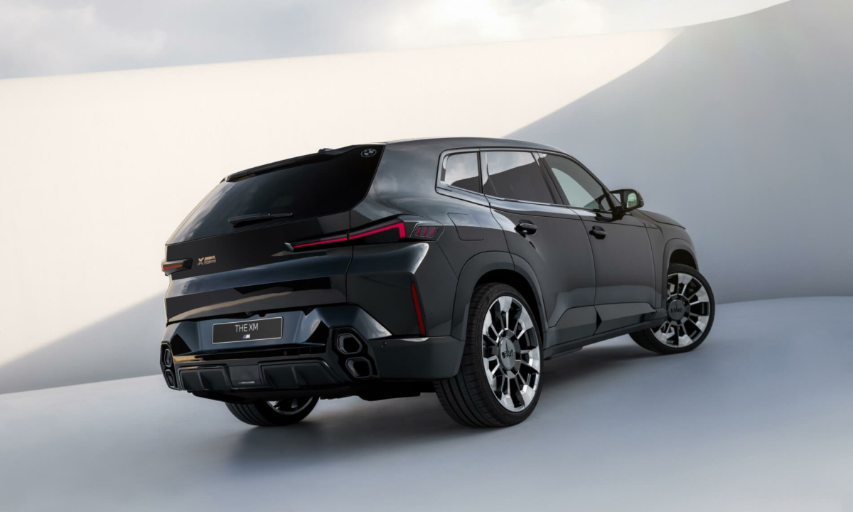 Production BMW XM Debuts [w/video] Double Apex