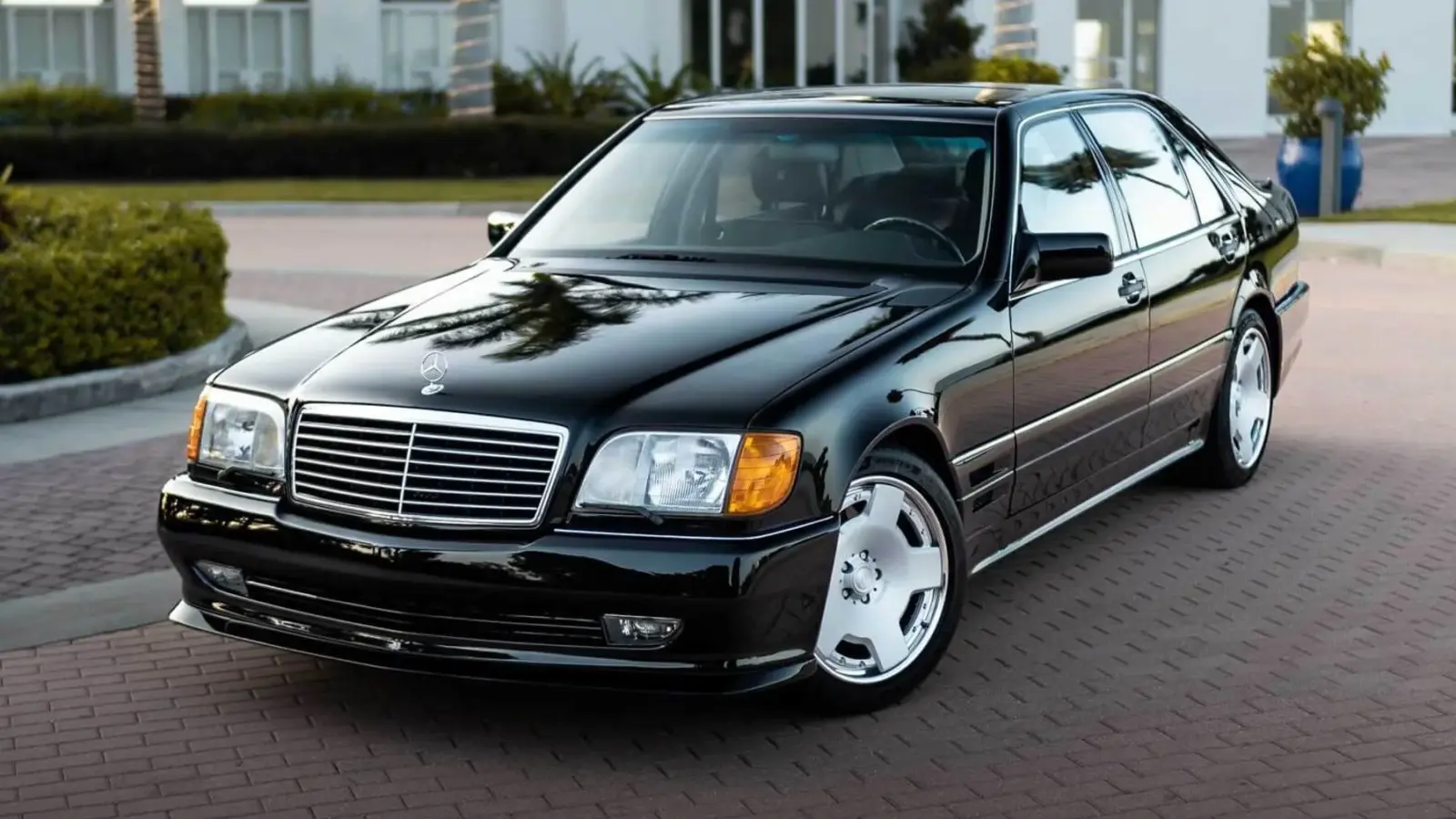 Renntech S76R Is A Luxury Restomod [w/video]