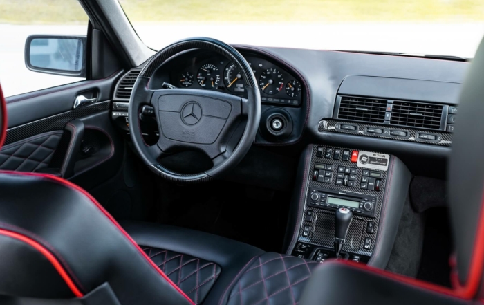 Renntech S76R interior