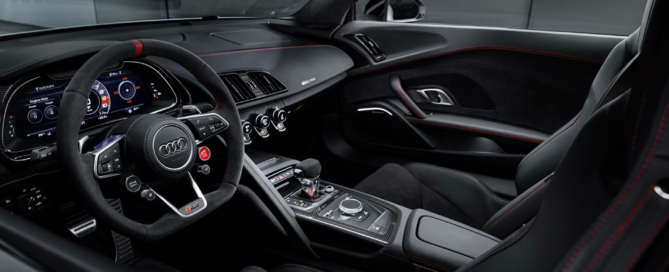 Audi R8 Coupé V10 GT RWD interior