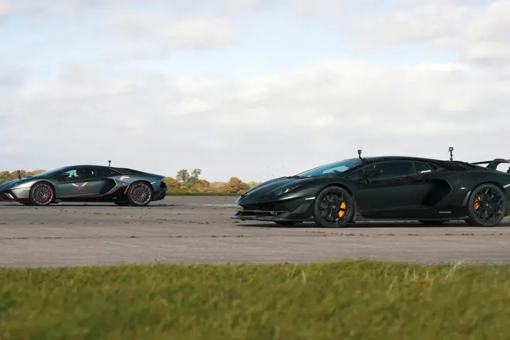 Ultimate Lamborghini Aventador Drag Race [video]