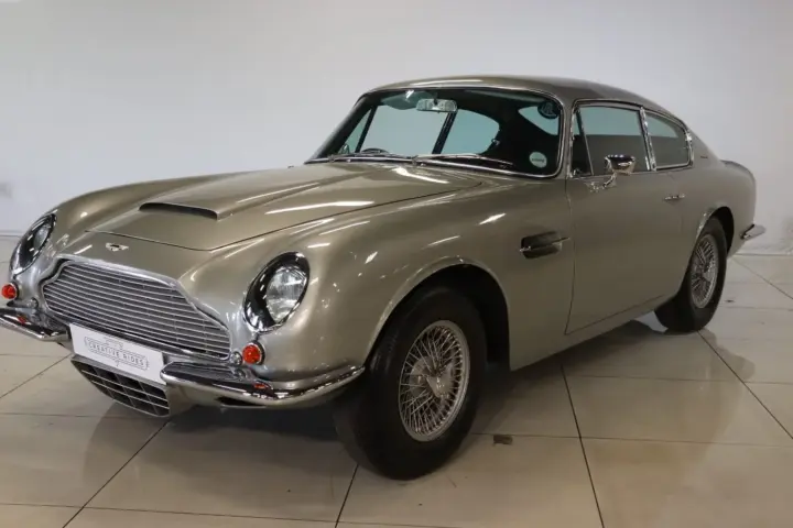 Multiple Classic Cars Under The Hammer