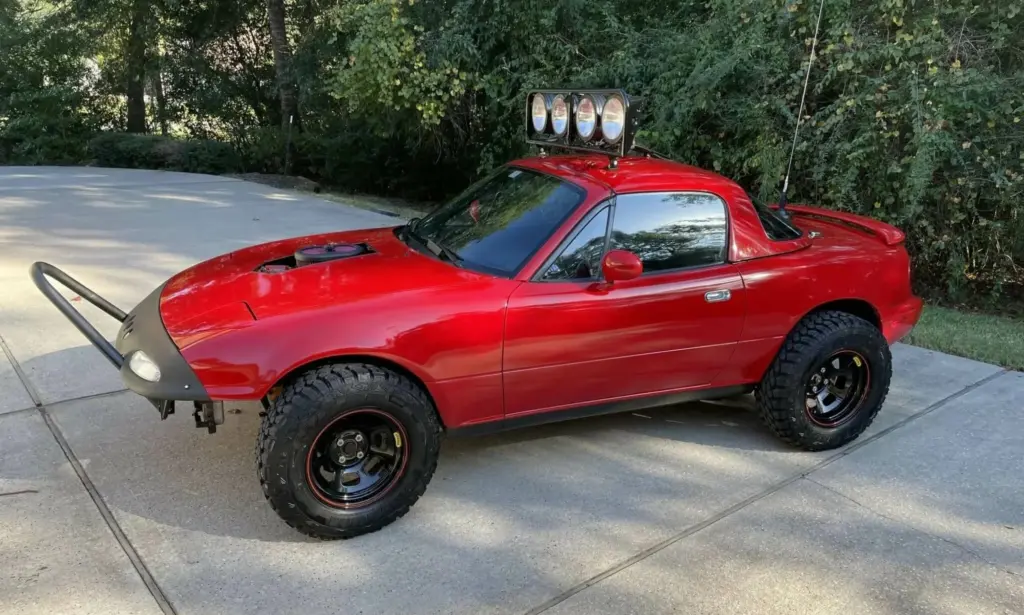 V8 Powered Safari Mazda MX-5 [w/video]