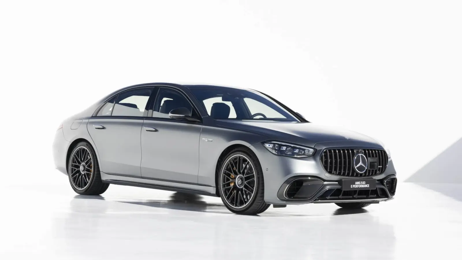 Mercedes-AMG S63 E Performance
