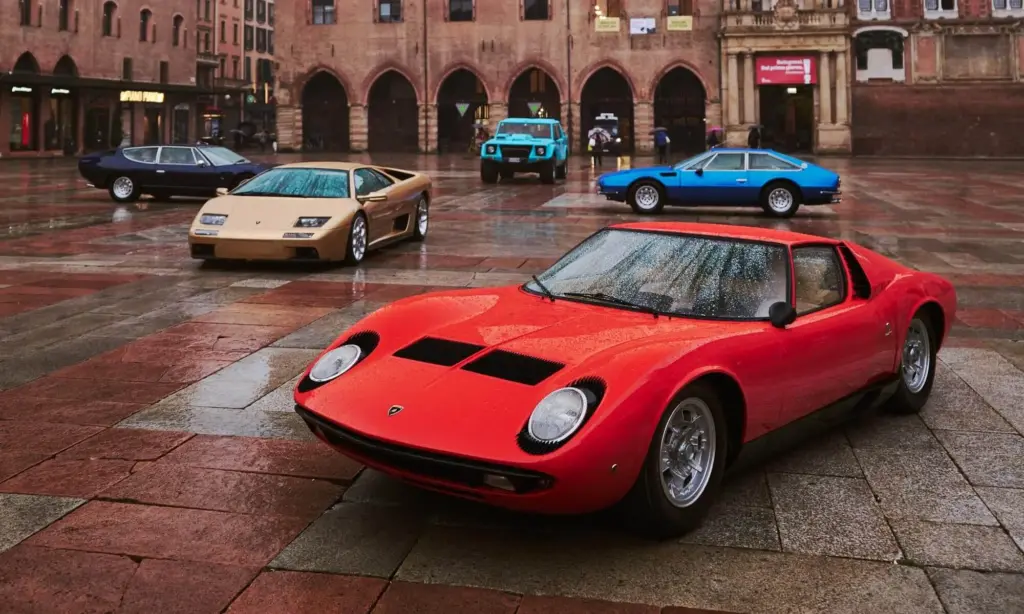 Ode To The Lamborghini V12 [Gallery and Video]
