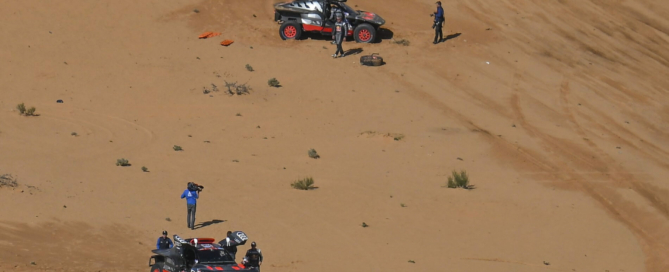 Stephane Peterhansel and Carlos Sainz crashed at the same spot on 2023 Dakar stage 6.