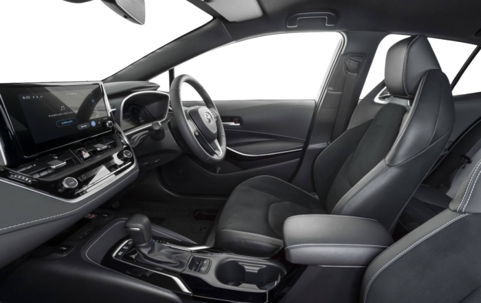 Corolla Hatch 1,8 Xr Hybrid Bi-tone seats