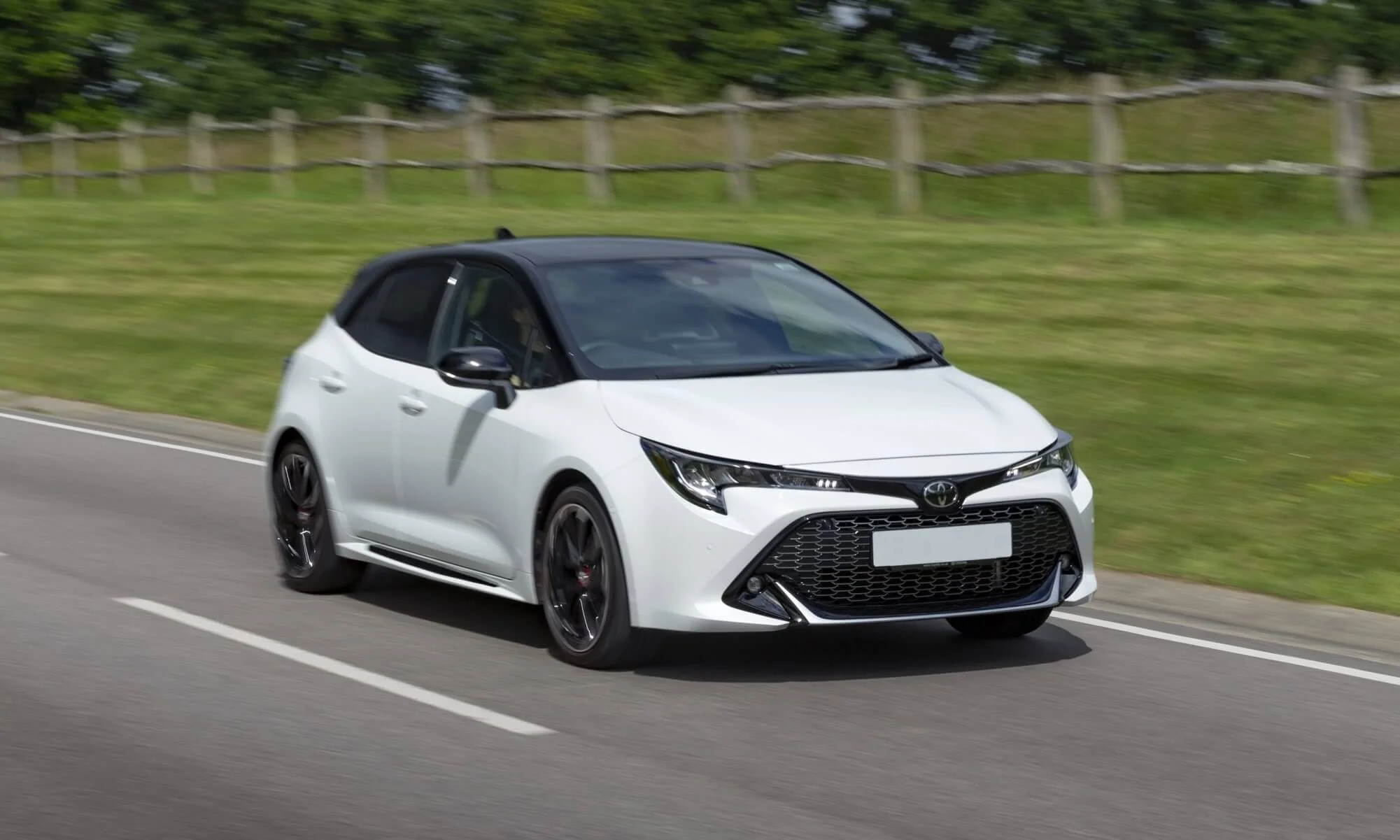 Corolla Hatch 1,8 Xr Hybrid Bi-tone