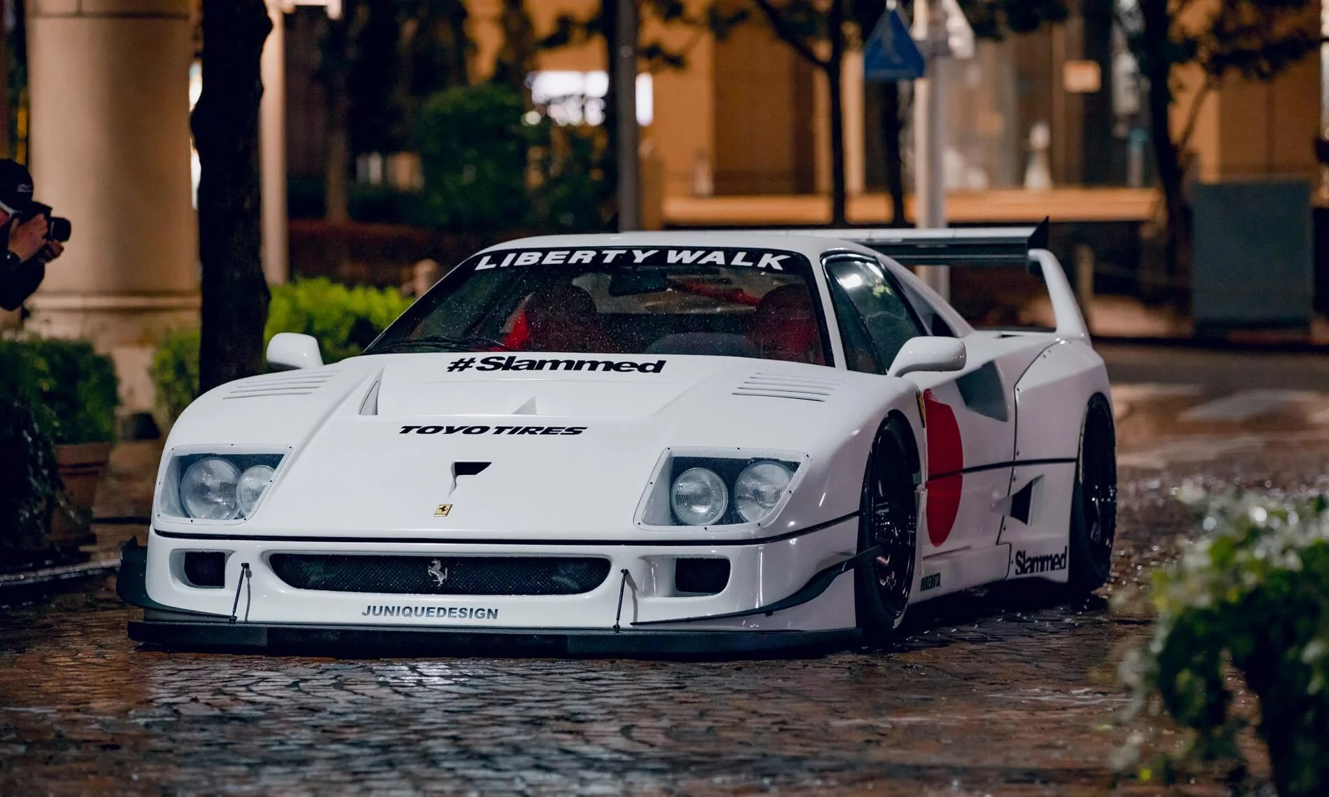 Liberty Walk Ferrari F40