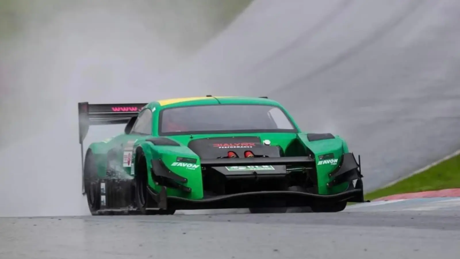 Wild Audi R8 Hillclimb Monster [video]