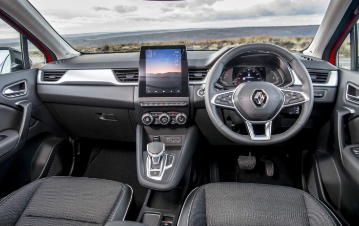 Renault Captur Intens interior