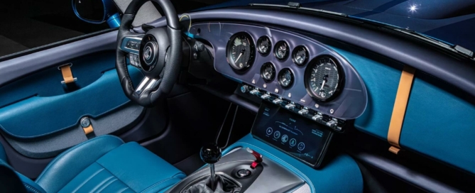 AC Cobra GT Roadster interior