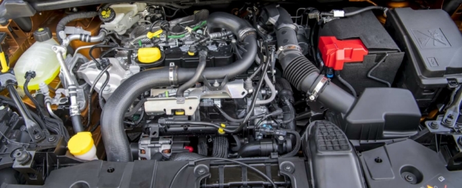 Renault Captur Intens engine