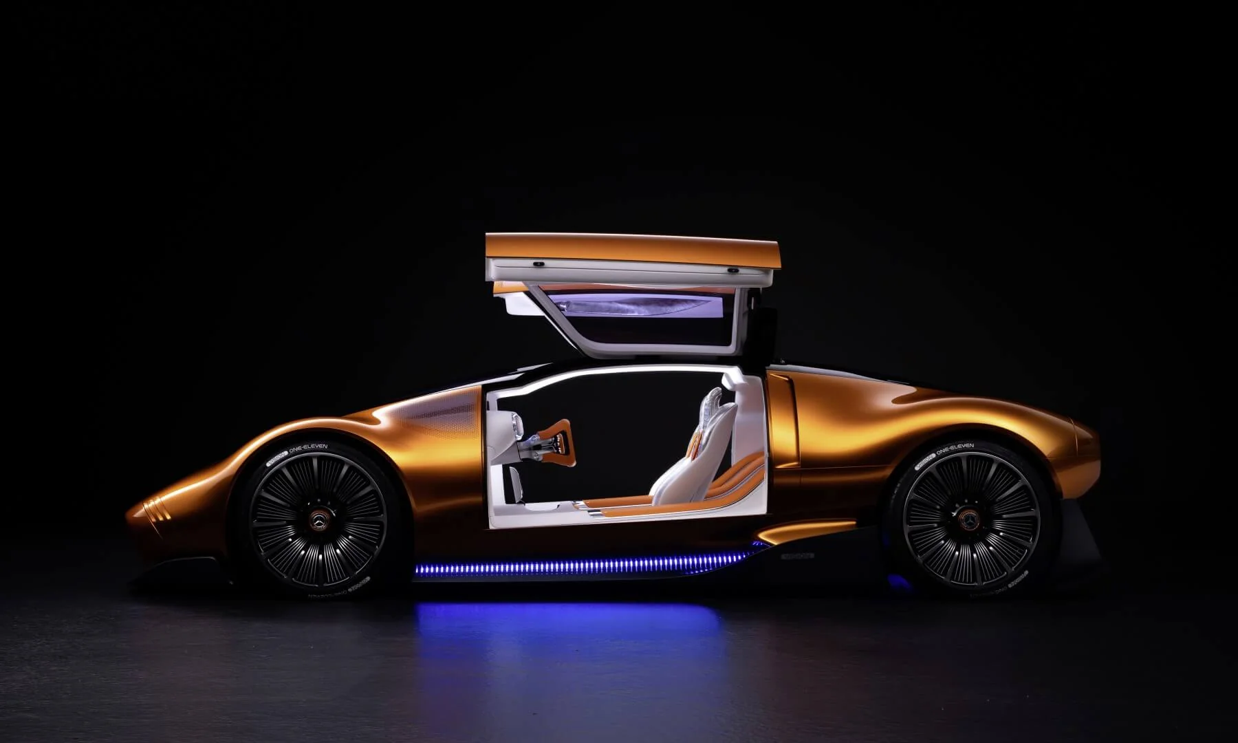 The Orange Crush: Mercedes-Benz Pins the Hypercar Apex — image 3