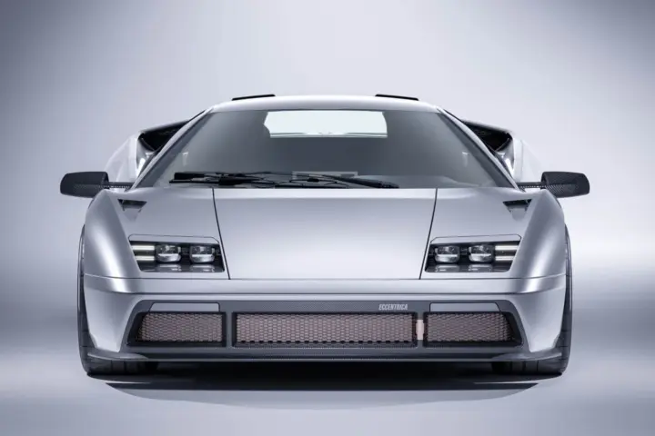 Diablo Eccentrica Is A Lamborghini Restomod