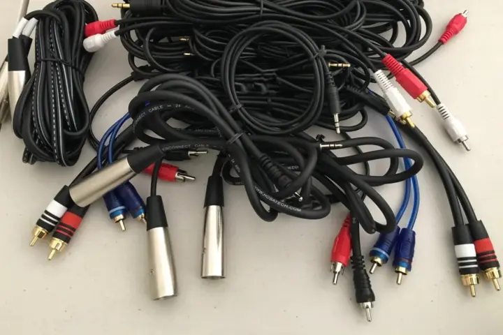 The Ultimate Guide to Car Audio Connectors: Types and Uses