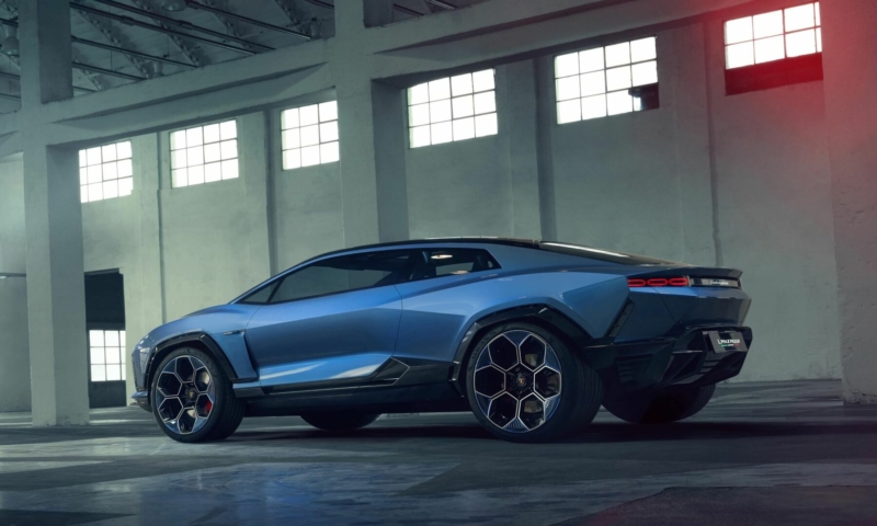 Lamborghini Lanzador Concept Previews 4th Model Line - Double Apex