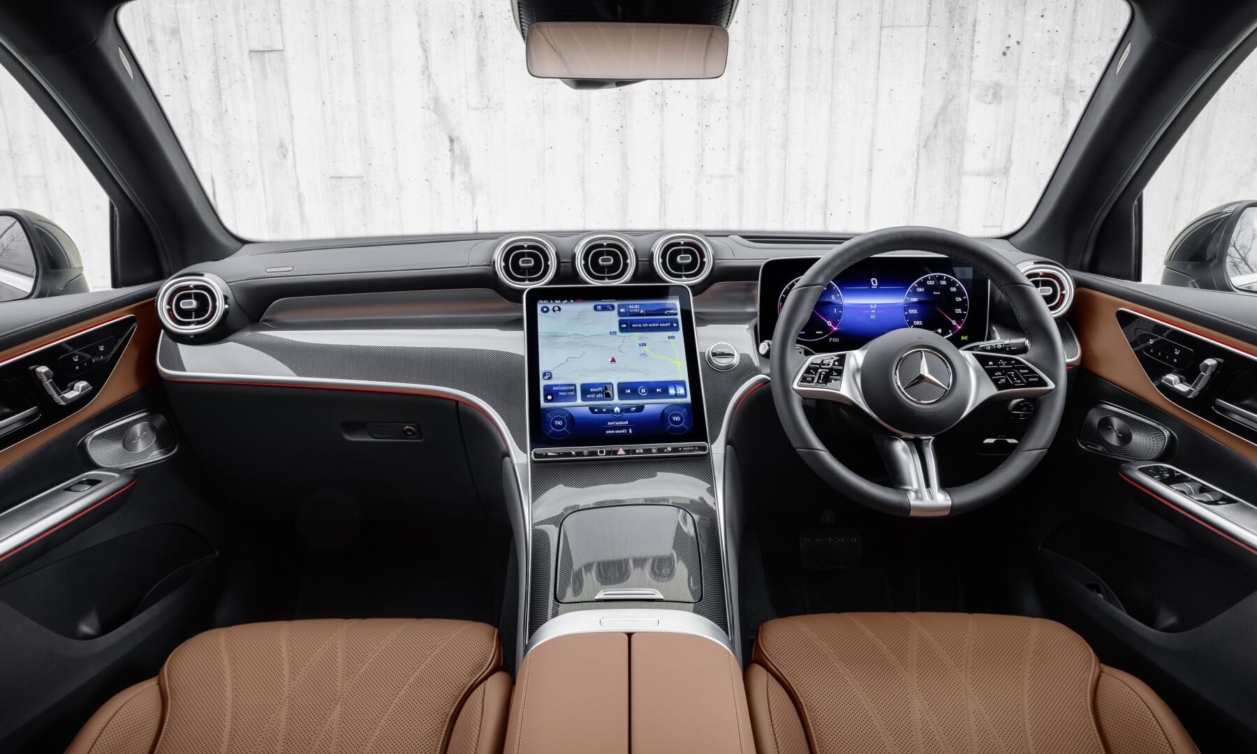 Mercedes-Benz GLC220d interior