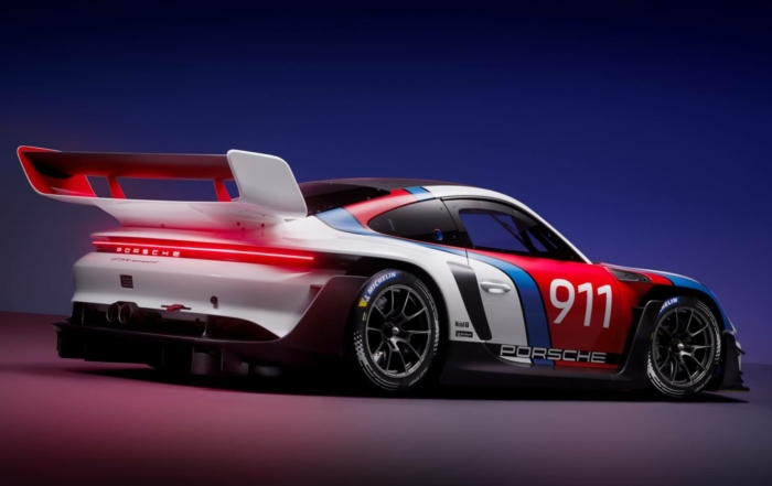 Porsche 911 GT3 R Rennsport rear