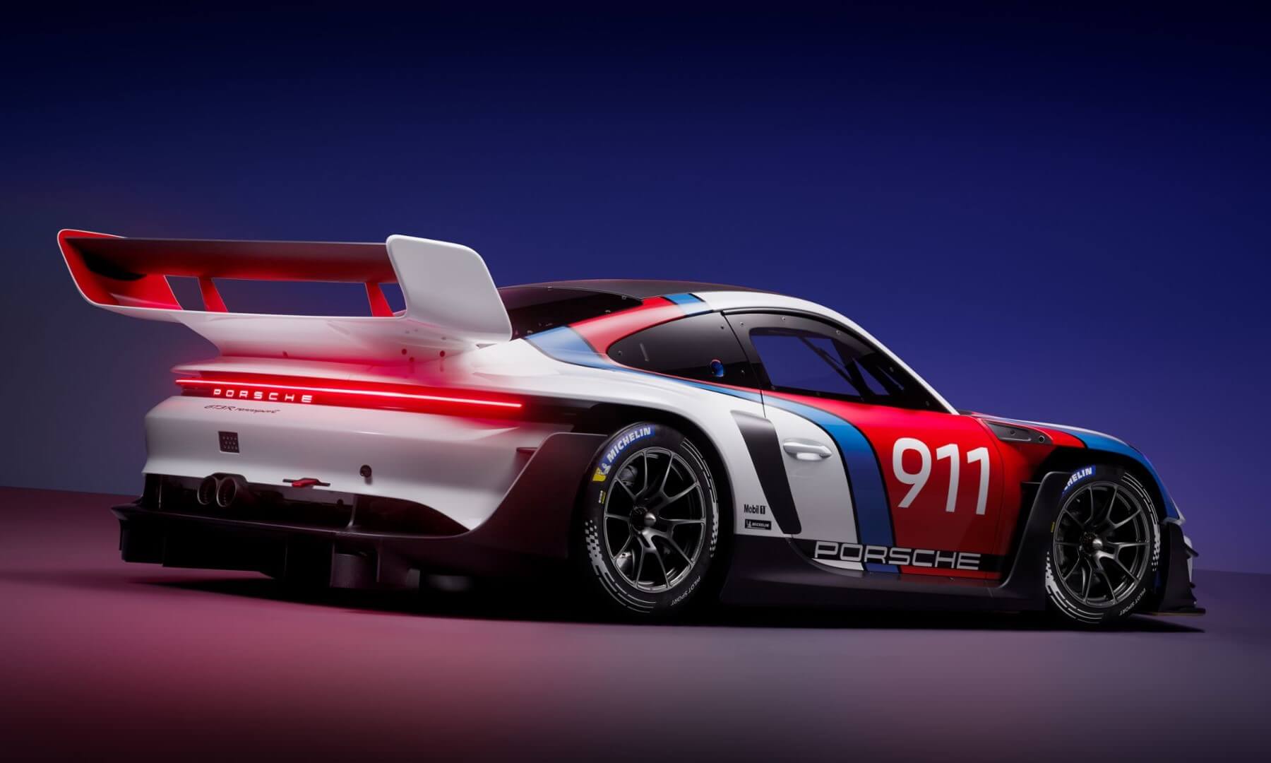 Porsche 911 GT3 R Rennsport rear